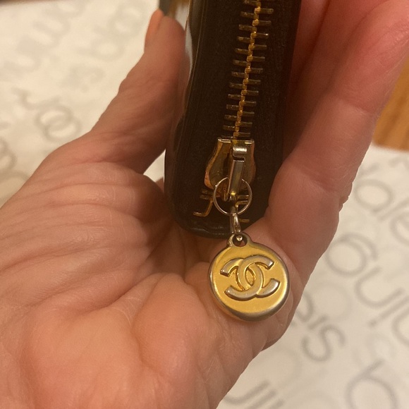 Authentic Chanel wallet - Picture 4 of 9
